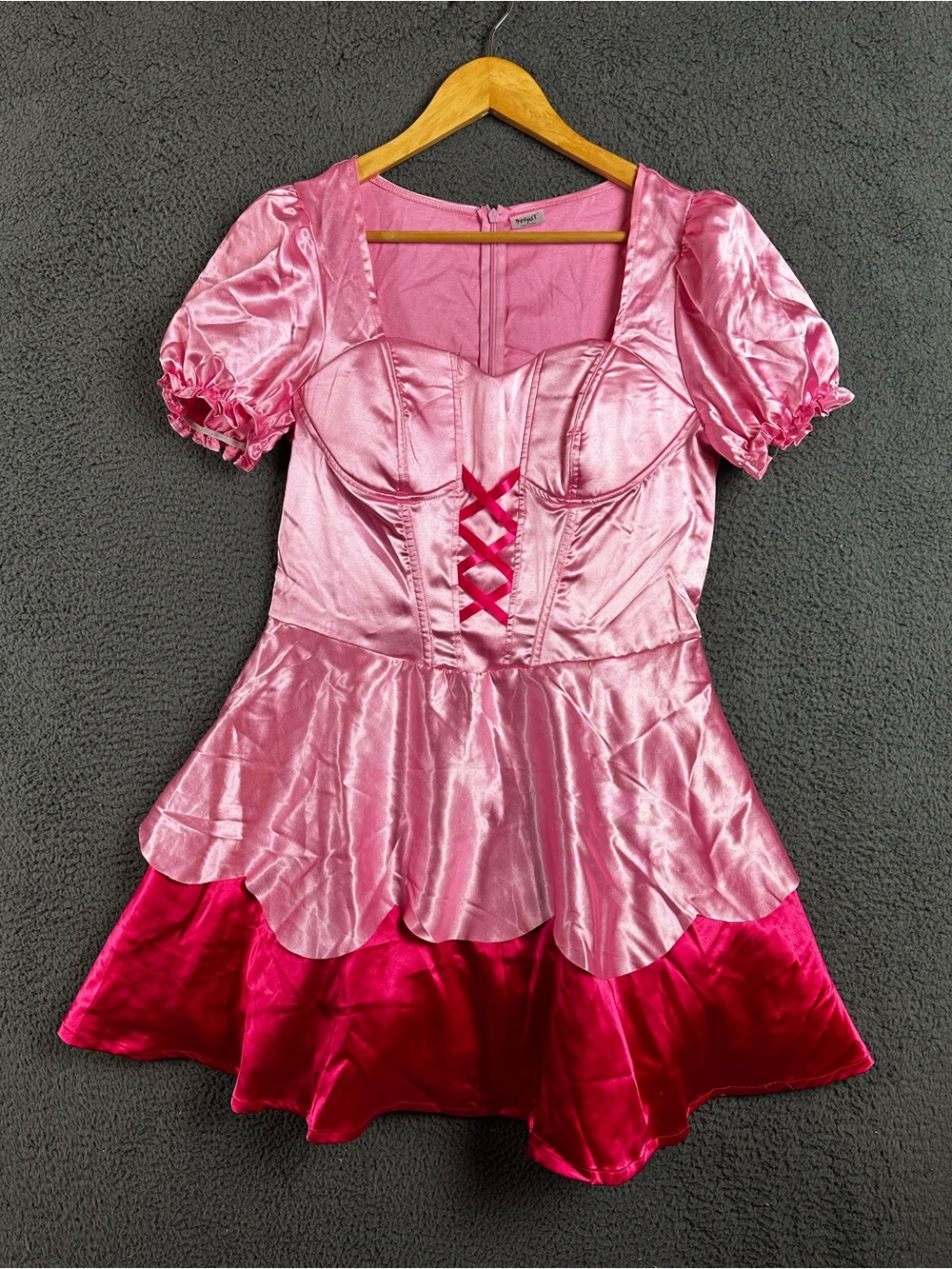 Spirit Halloween Pink Princess Costume Dress Womens Medium Satin Puff Flaw